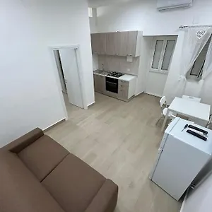 https://house-vicolo-longo-35.hotels-amalfi.com
